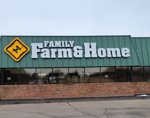 Visser Brothers Company – Family Farm & Fleet – Greenville, MI